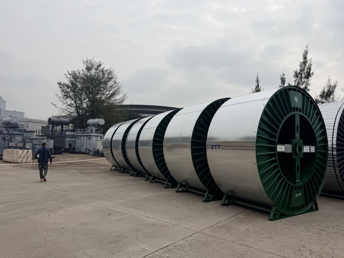 132kV HV cable delivered in scale